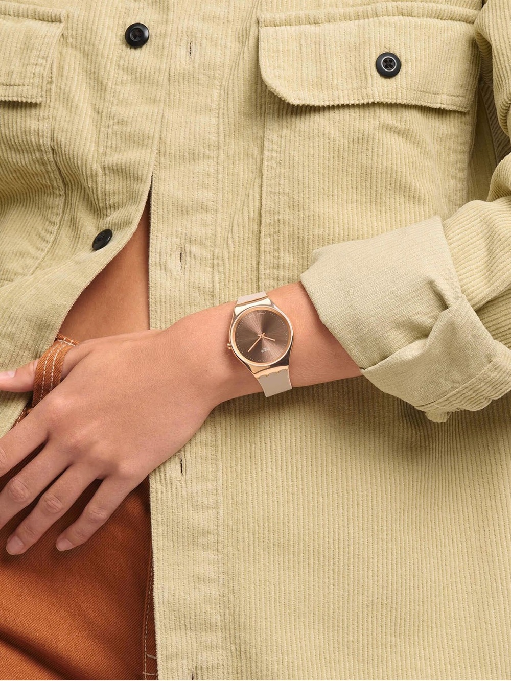 Swatch SKINROSEE - Silicone Strap with Rose Gold Case Watch - Picture 3 of 8